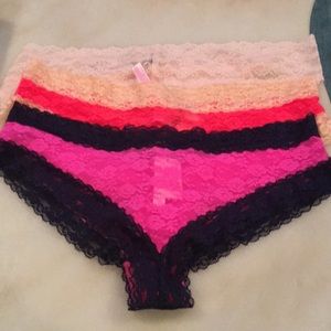 Victoria Secret New with Tags(3) Large